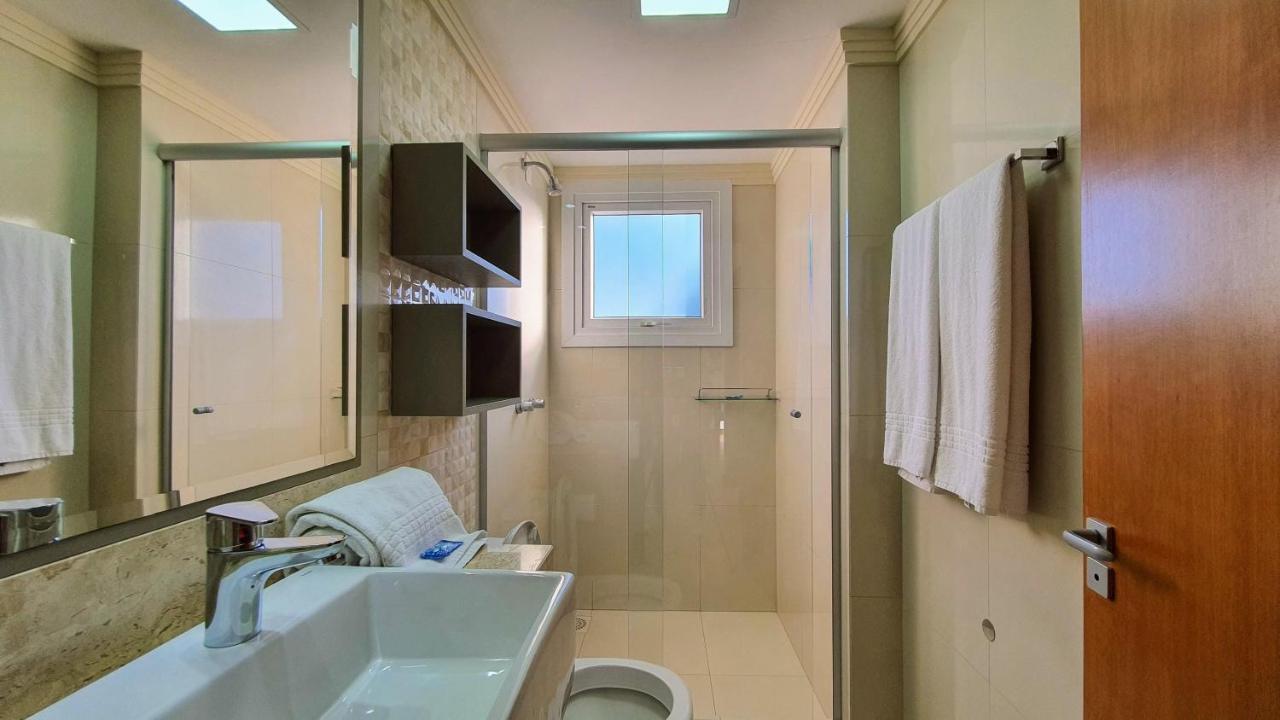 Residencial Dona Virginia Centro Apartment Канела Екстериор снимка