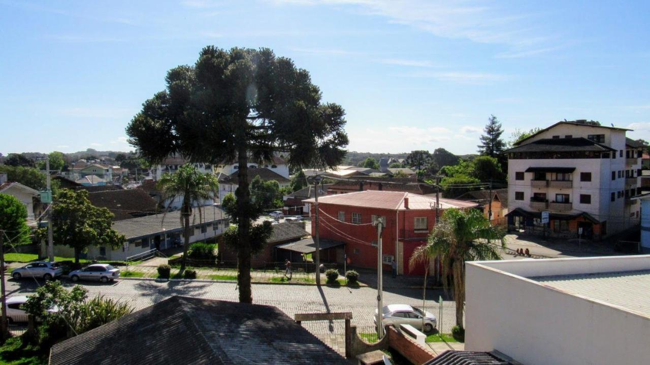Residencial Dona Virginia Centro Apartment Канела Екстериор снимка